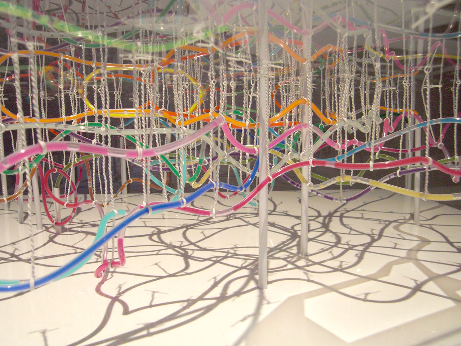 Tokyo Arteria : une maquette du métro de Tokyo en tubes colorés