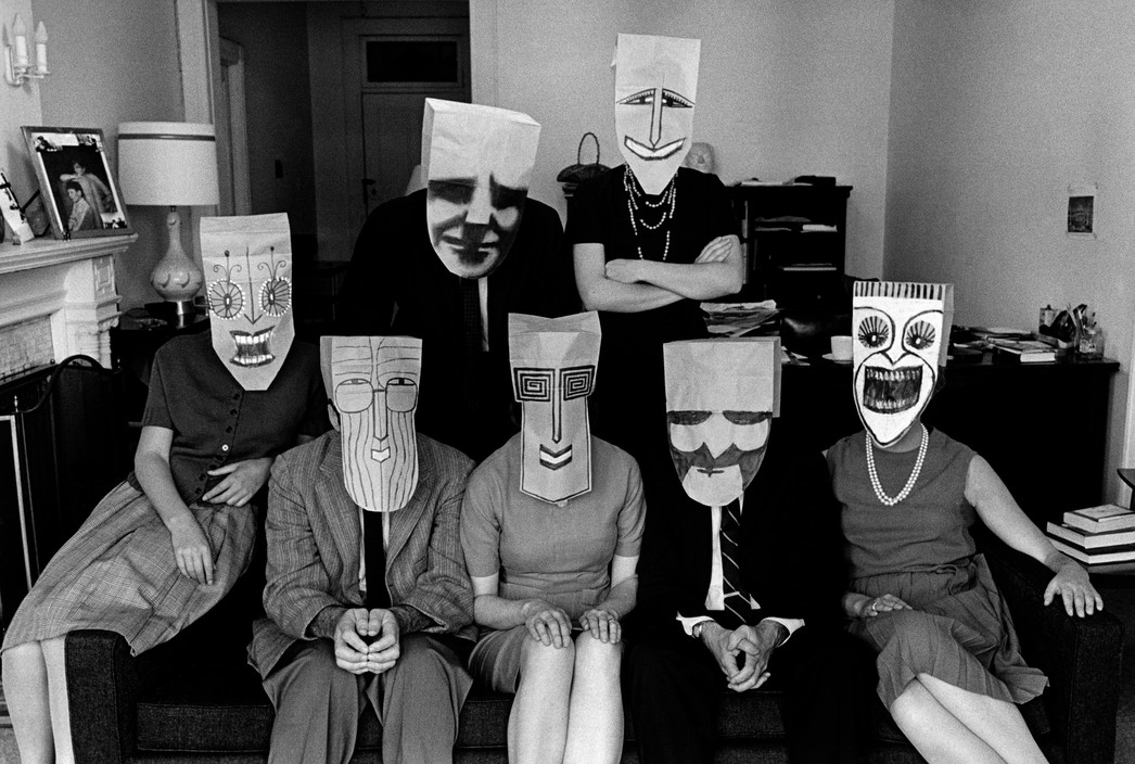 The Masked Series par Inge Morath et Saul Steinberg